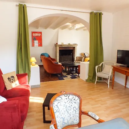 Charmante Maison Familiale Avec Jardin à Сasa de vacaciones